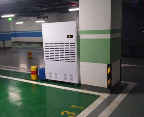 地下車庫香蕉视频国产